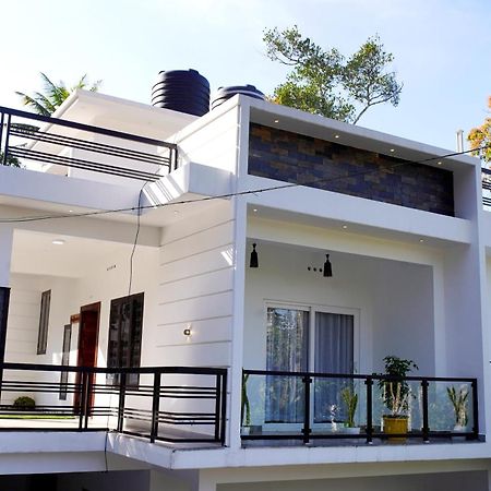 Vaishnavam Double Bedroom Villa Thekkady Esterno foto